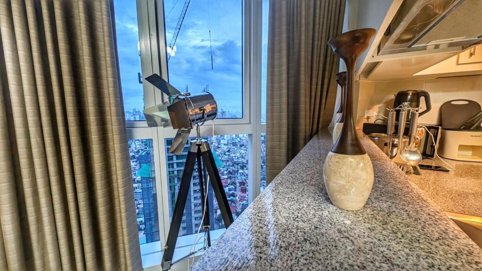 Aparthotel Eg Private House -Bgc Uptown Taguig Zewnętrze zdjęcie