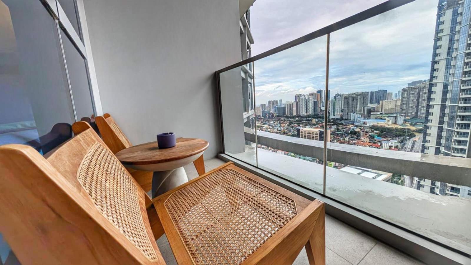 Aparthotel Eg Private House -Bgc Uptown Taguig Zewnętrze zdjęcie