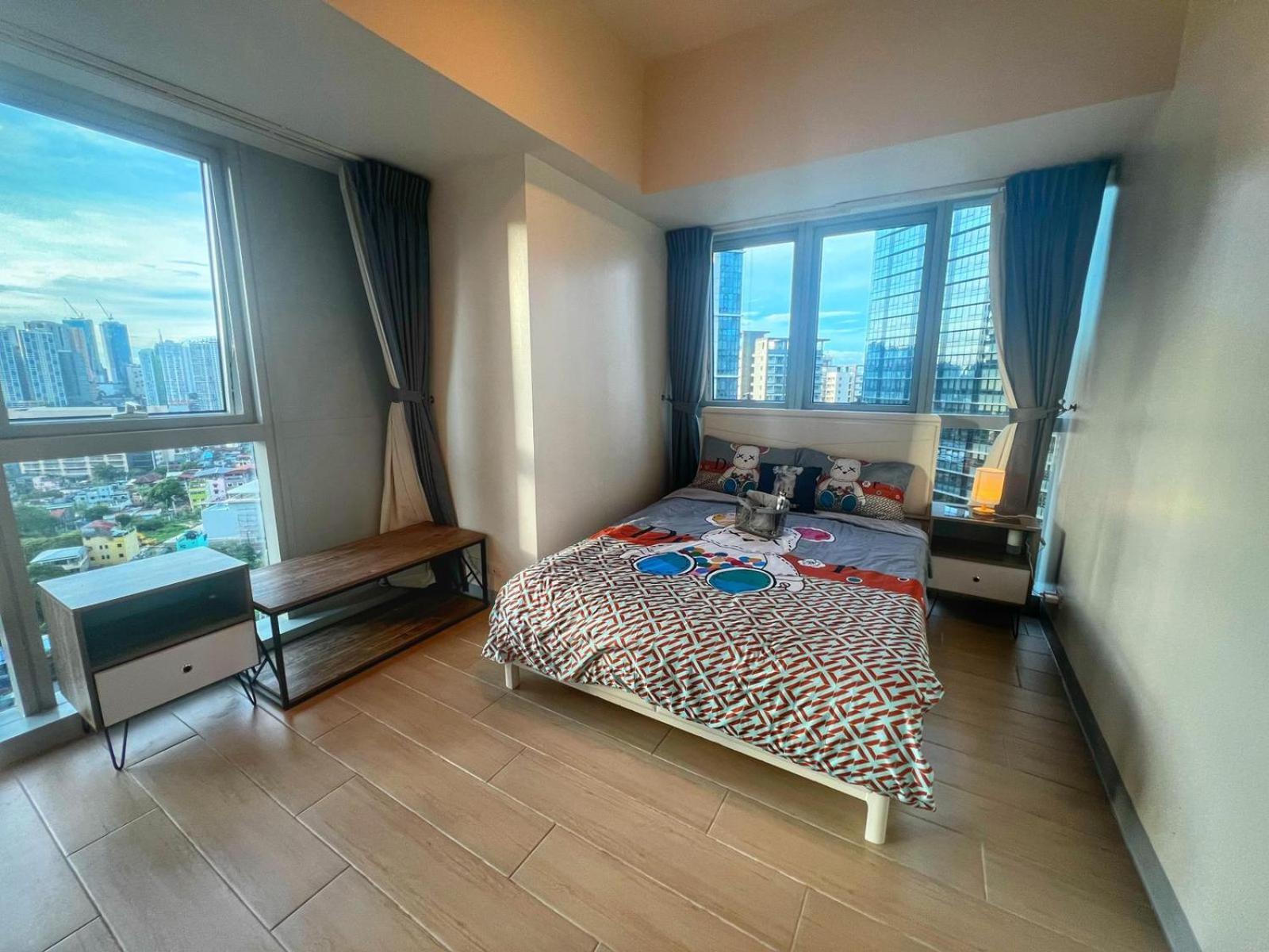 Aparthotel Eg Private House -Bgc Uptown Taguig Zewnętrze zdjęcie
