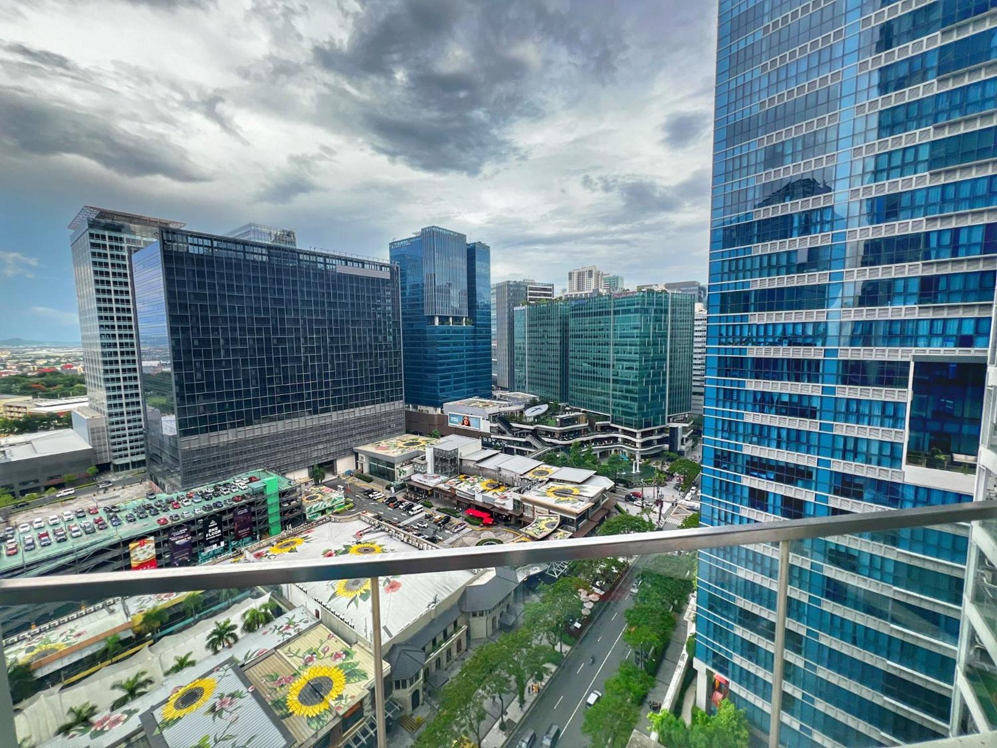 Aparthotel Eg Private House -Bgc Uptown Taguig Zewnętrze zdjęcie