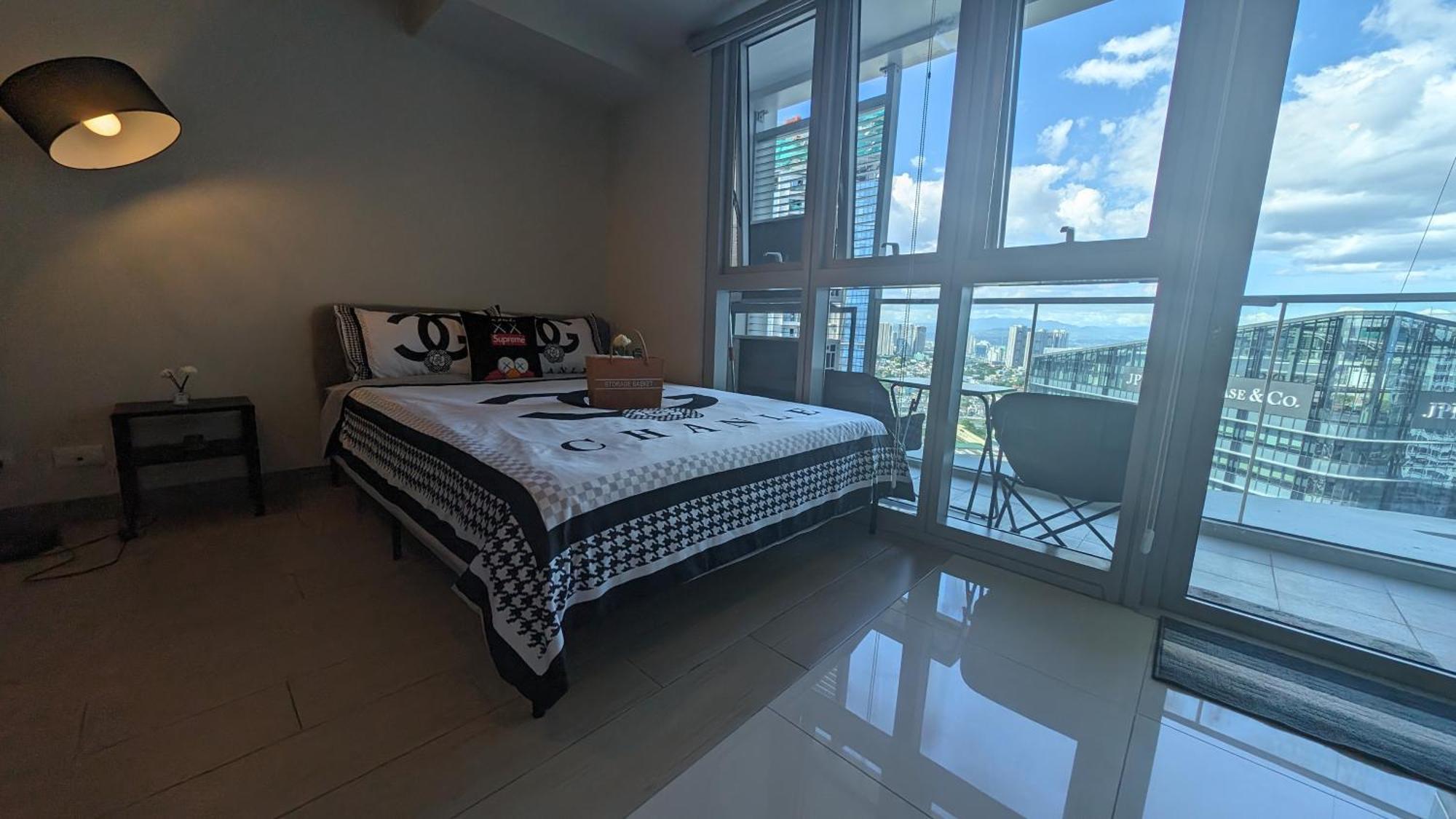 Aparthotel Eg Private House -Bgc Uptown Taguig Zewnętrze zdjęcie