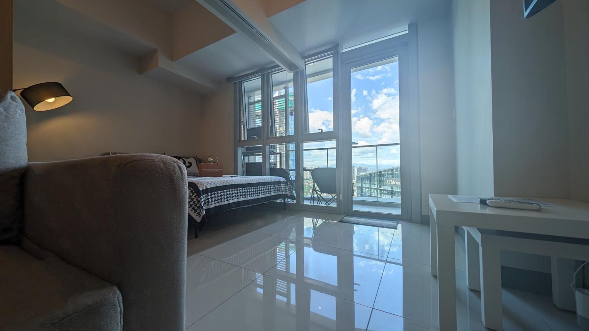 Aparthotel Eg Private House -Bgc Uptown Taguig Zewnętrze zdjęcie